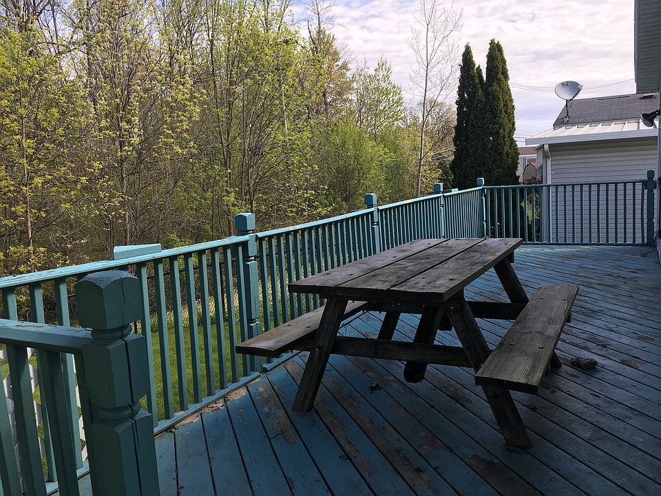 2nd image of 37961 Bronson Dr