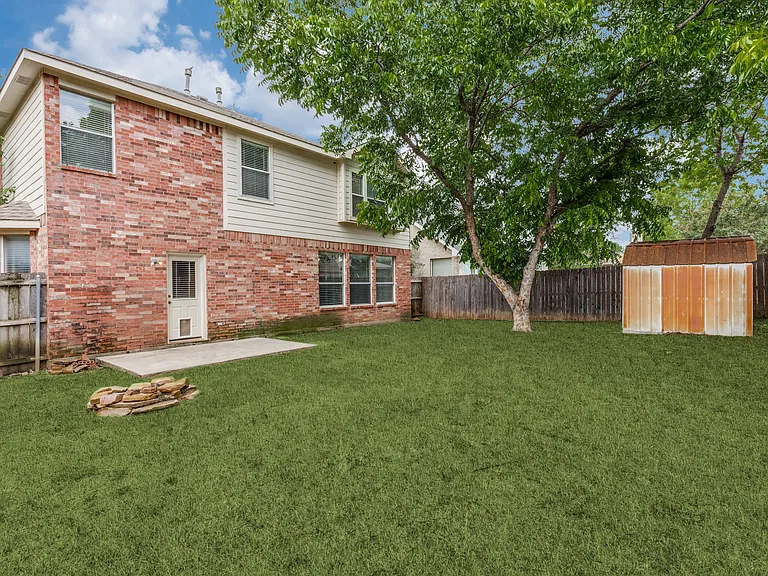 732 Fox Run Trl — Photo 12