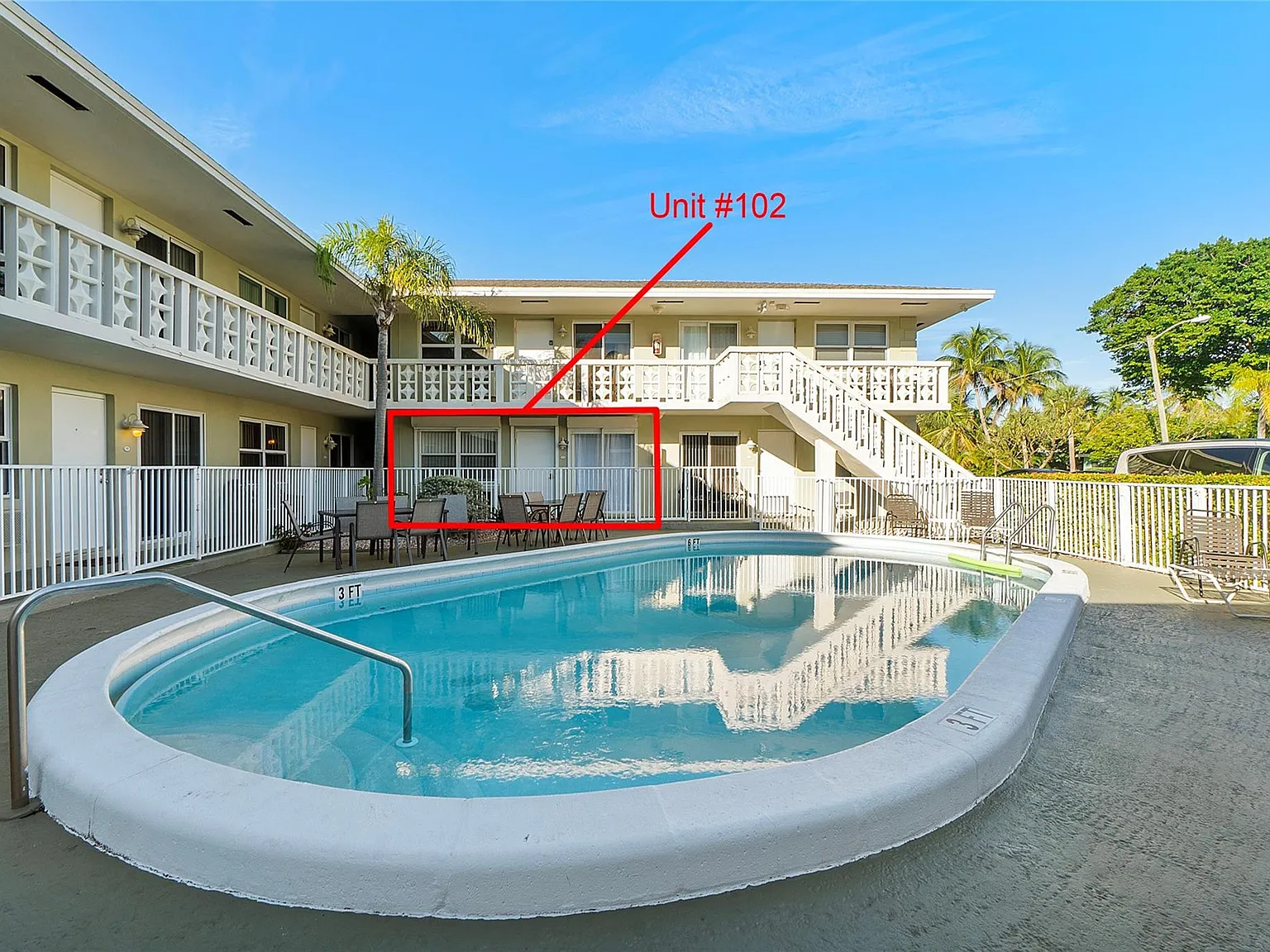 1 bed, 1.0 bath, 560 sqft, $2,400 — Photo 2