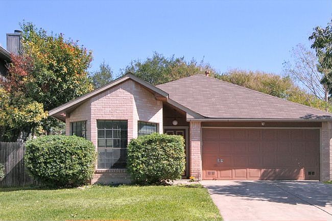 1st image of 9114 Broxton Dr