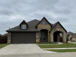 1125 Broken Wheel Trl, Aubrey, TX 76227