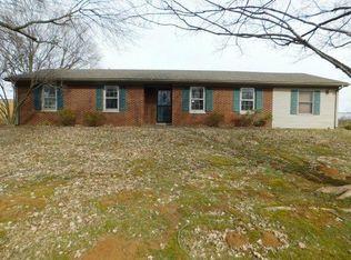 1012 Dana Dr, Lawrenceburg, KY 40342