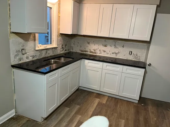 11511 Bradwell Rd, Garfield Heights, OH 44125
