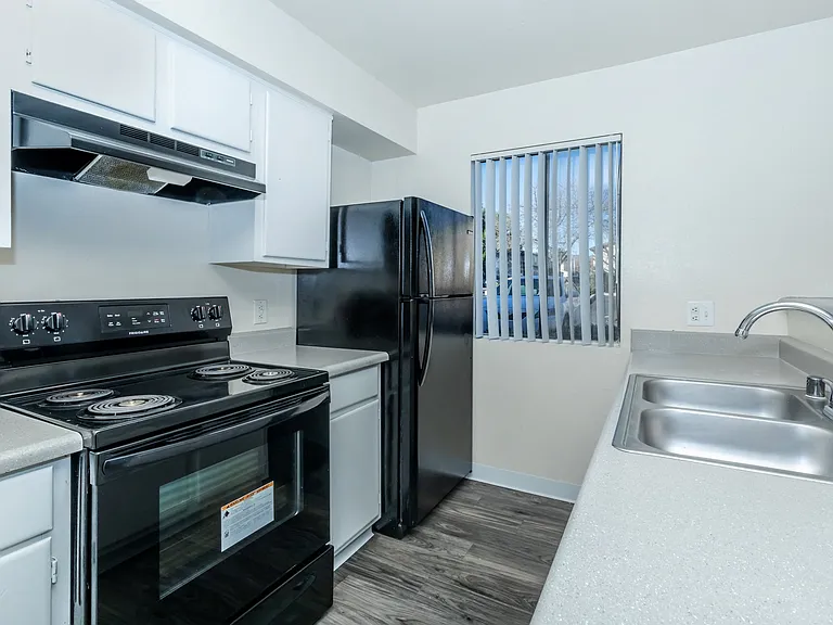 The Edge Townhomes — Photo 6