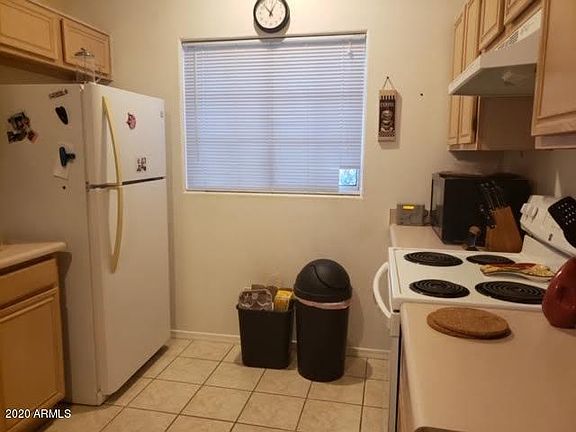 4th image of 7804 W Montebello Ave