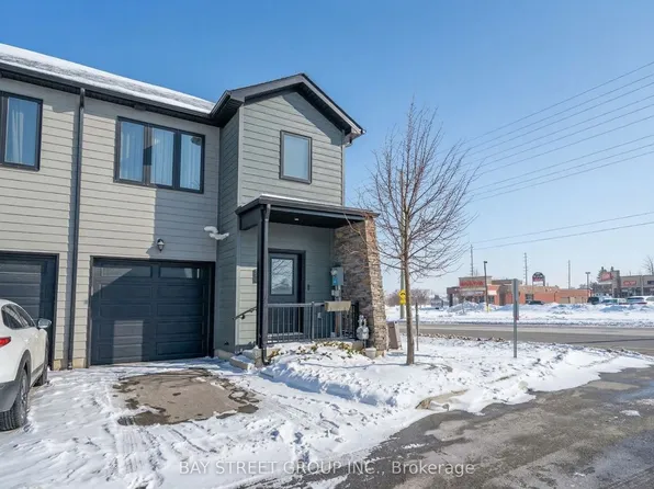 1 Stonehart Ln, Barrie, ON L4M 7E8