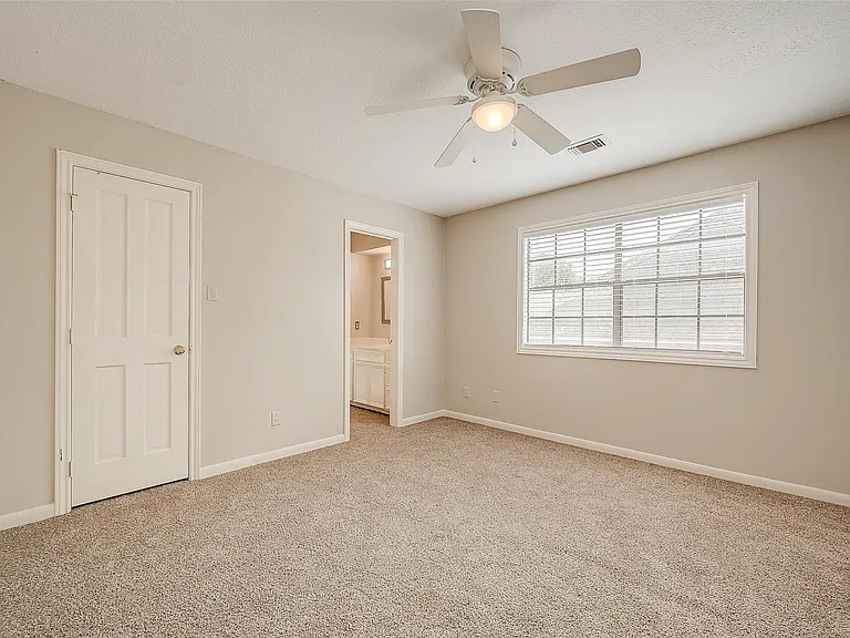 22114 Rockchester Dr — Photo 43