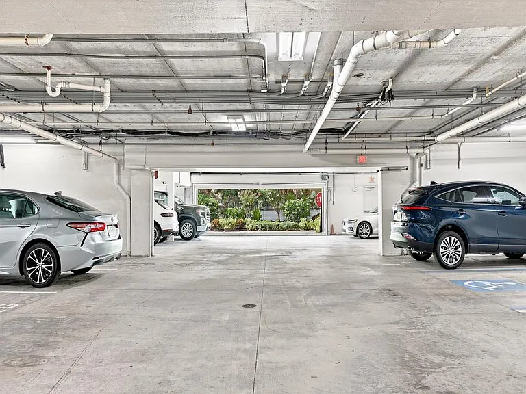 5122 Manorwood Dr #4B — Photo 38
