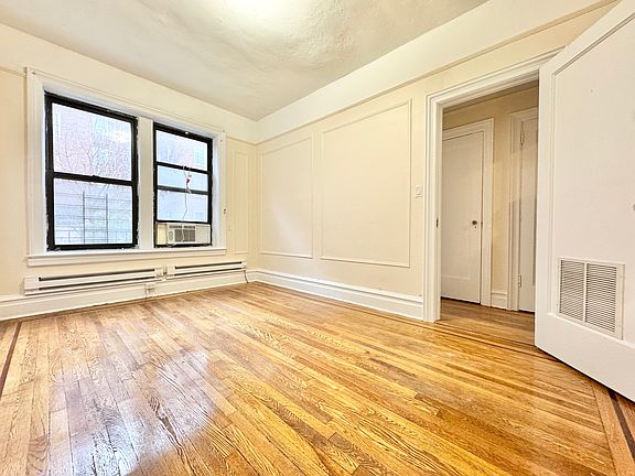 2nd image of 1764 E 18th St APT 1A