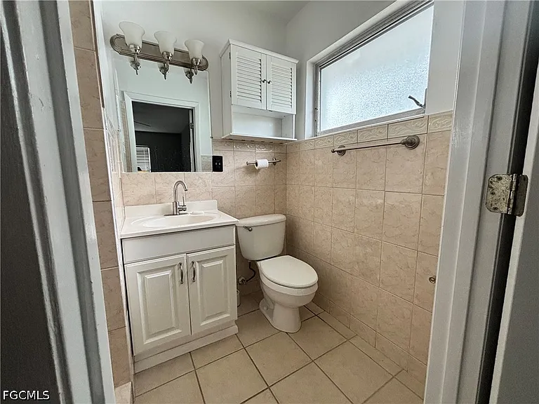 209 Punta Alta Ct — Photo 30