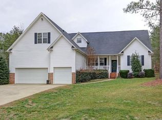127 Gray Cliff Dr, Mooresville, NC 28117