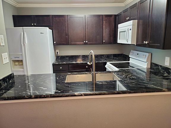 2nd image of 4107 Medical Dr #420