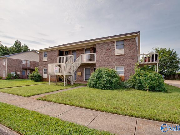 3rd image of 4417 Torrance Dr NW