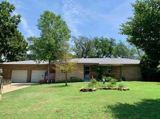 101 S Prentice Rd, Ponca City, OK 74604