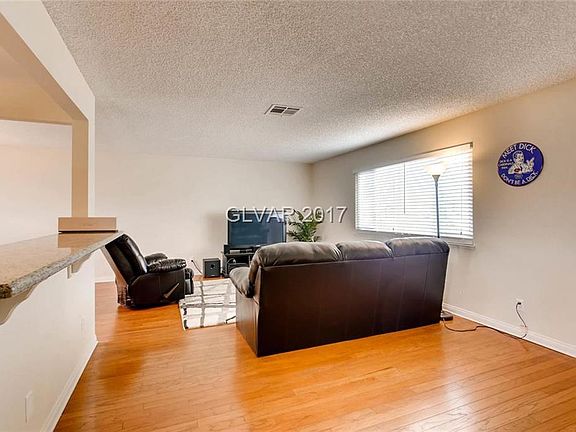 5th image of 851 Vermillion Dr
