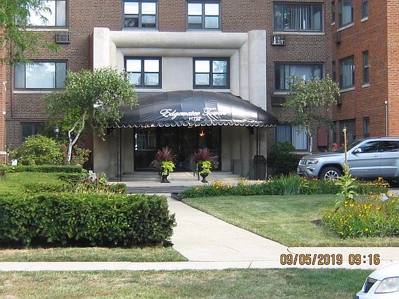 3rd image of 11720 Edgewater Dr APT 1003