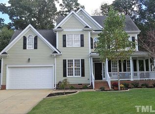 1246 Golden Bluff Ln, Fuquay Varina, NC 27526