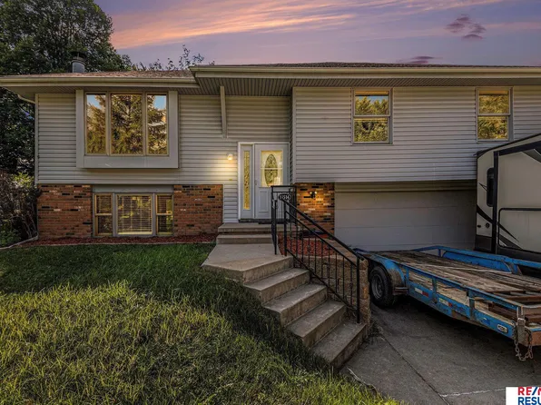 11514 Westmont Dr, Omaha, NE 68138