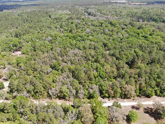 2nd image of Vacant Ne River Country Trl