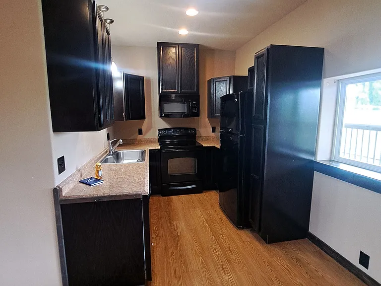 Flush Rd — Photo 3