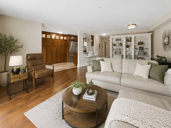 4th image of 15150 29a Ave #305