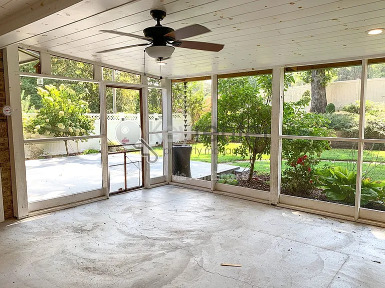 7716 Royal Harbour Cir — Photo 6