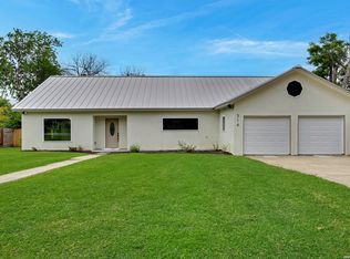 314 Veda Mae Dr, San Antonio, TX 78216