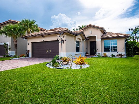 3rd image of 7237 Damita Drive