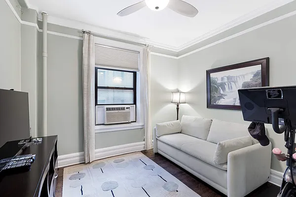 Sold by Compass | media 8