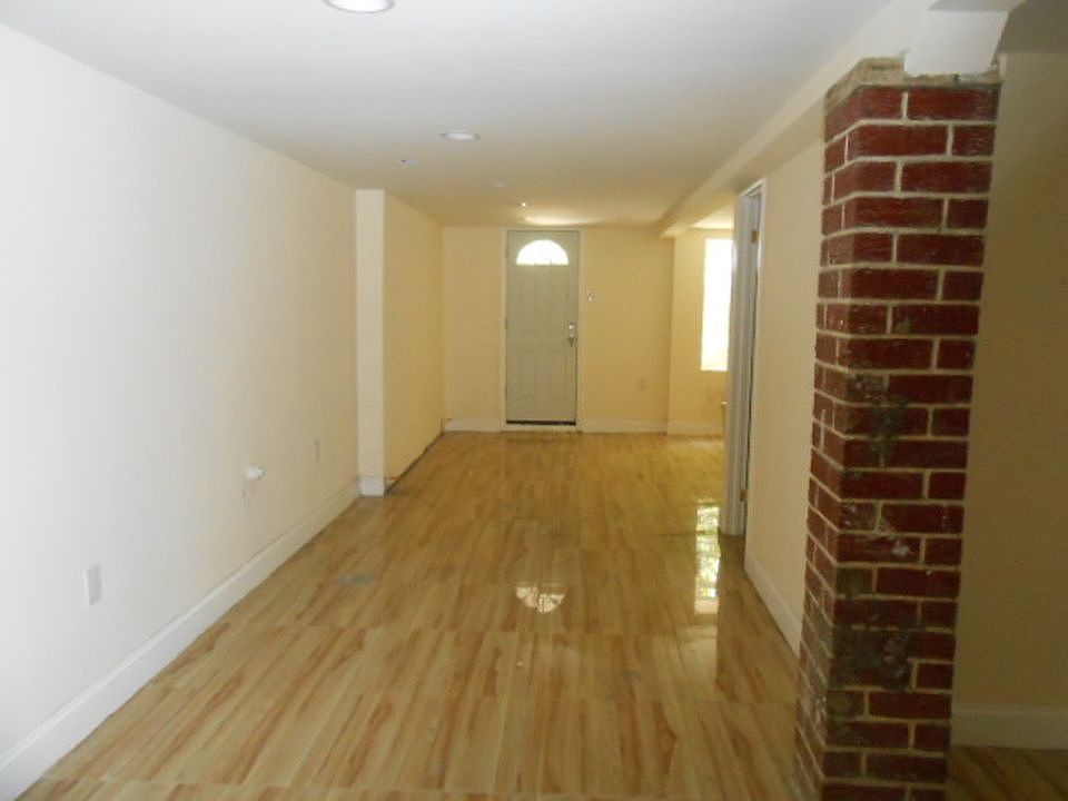1st image of 3126 Jerome Ave