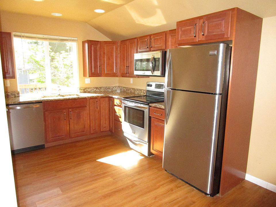 1st image of 1308 Russell Ave SE #A