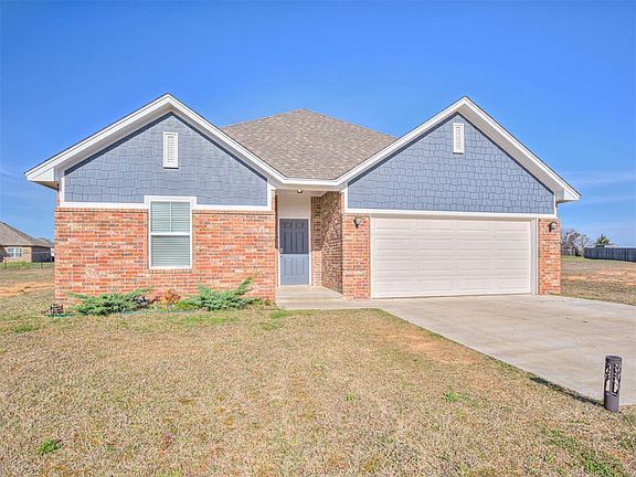 2nd image of 15938 Spur Cir