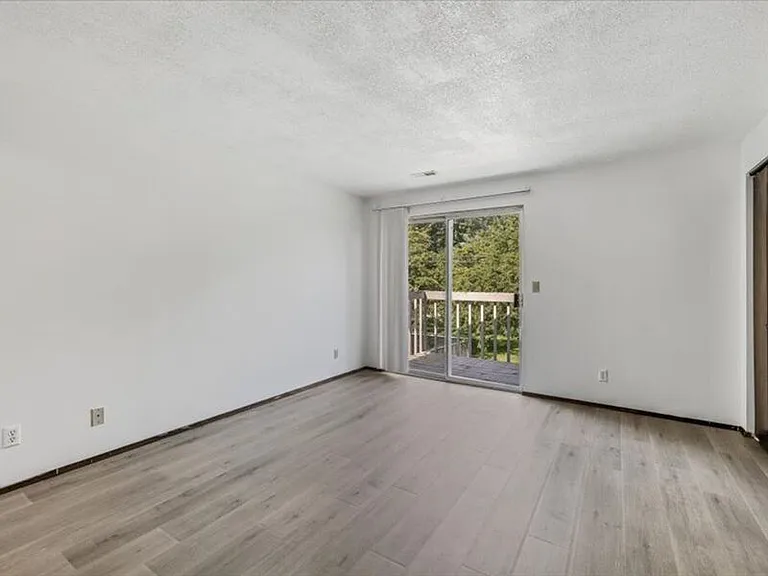 501 Wright Ave #1 — Photo 12