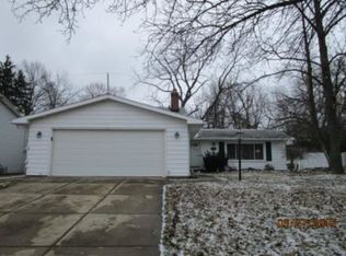5413 Amherst Dr, Parma, OH