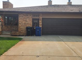 1865 Prairie Oak Dr, Dickinson, ND 58601