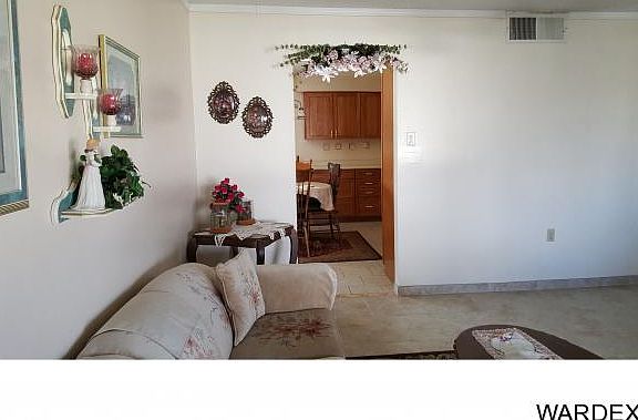 5th image of 2464 Miami Ave