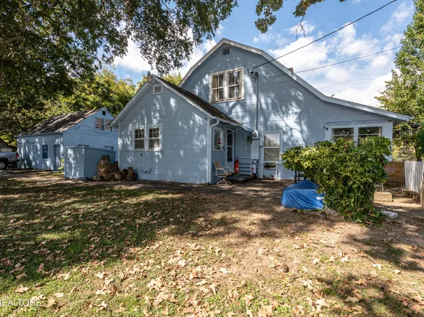 1801 Woodson Dr, Knoxville, TN 37920