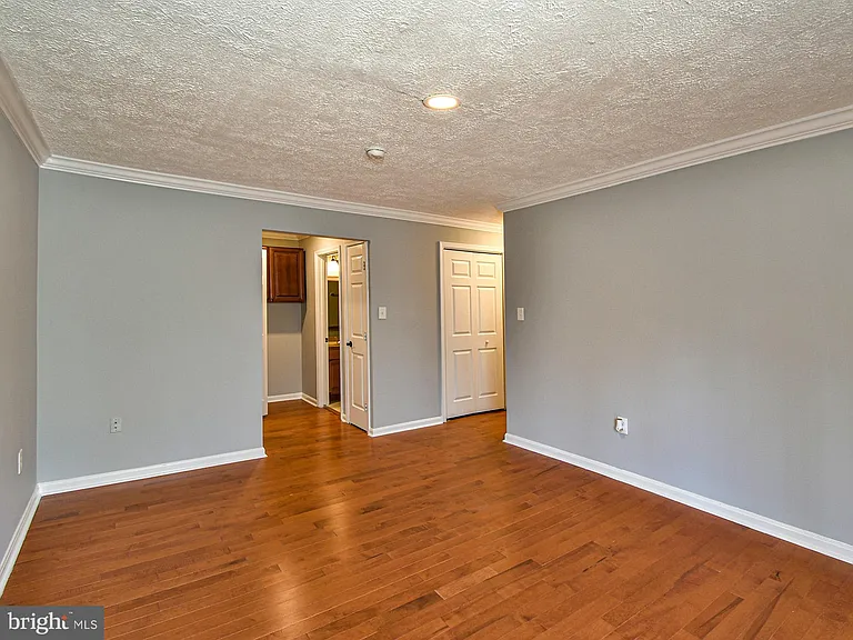 8011 Mandan Rd #303 — Photo 16