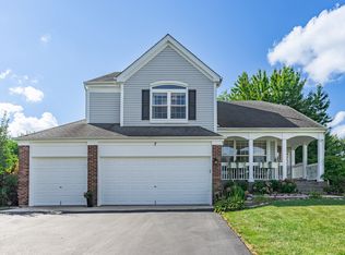 7 Brittany Ct, South Elgin, IL 60177