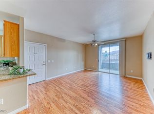 75 N Valle Verde Dr APT 822, Henderson, NV 89074