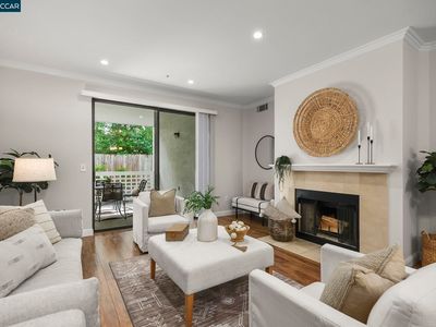 2586 Oak Rd APT 130, Walnut Creek, CA, 94597