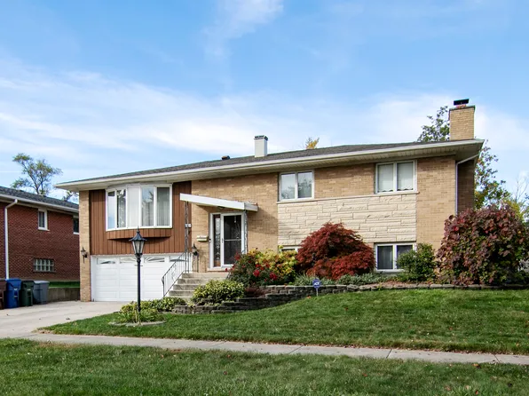 15124 Chestnut Ln, Oak Forest, IL 60452