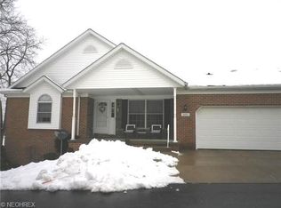 1452 Cove St NW, Uniontown, OH