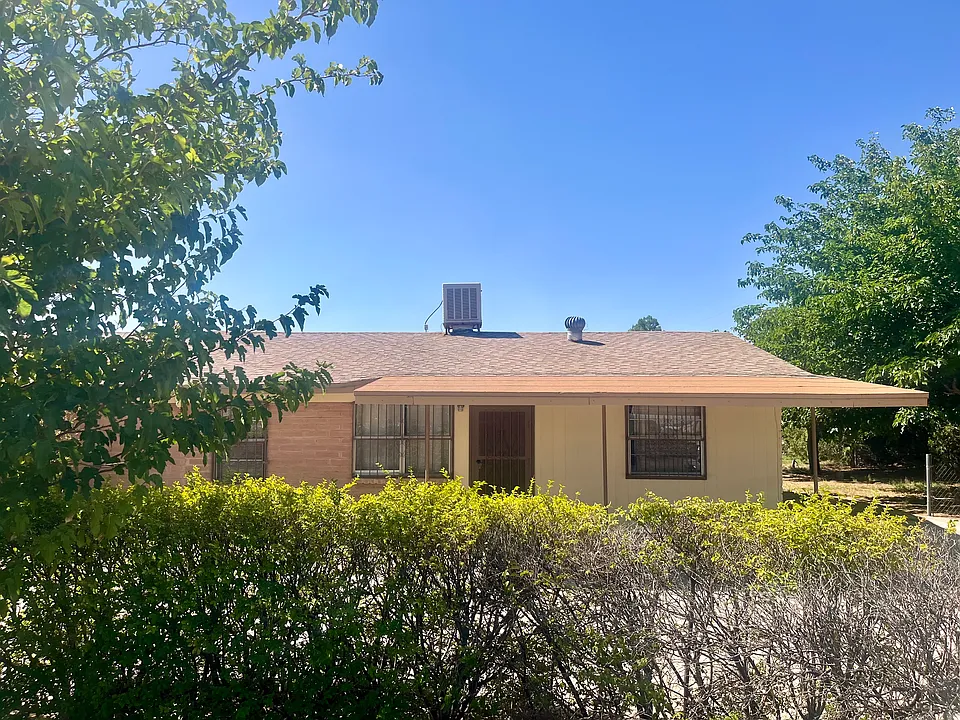 733 Paseo Real Dr