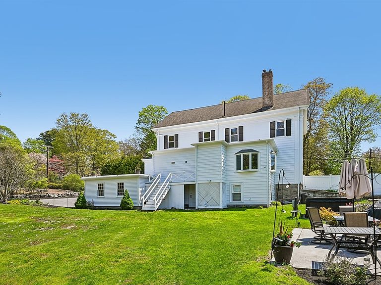 Listing photo 4