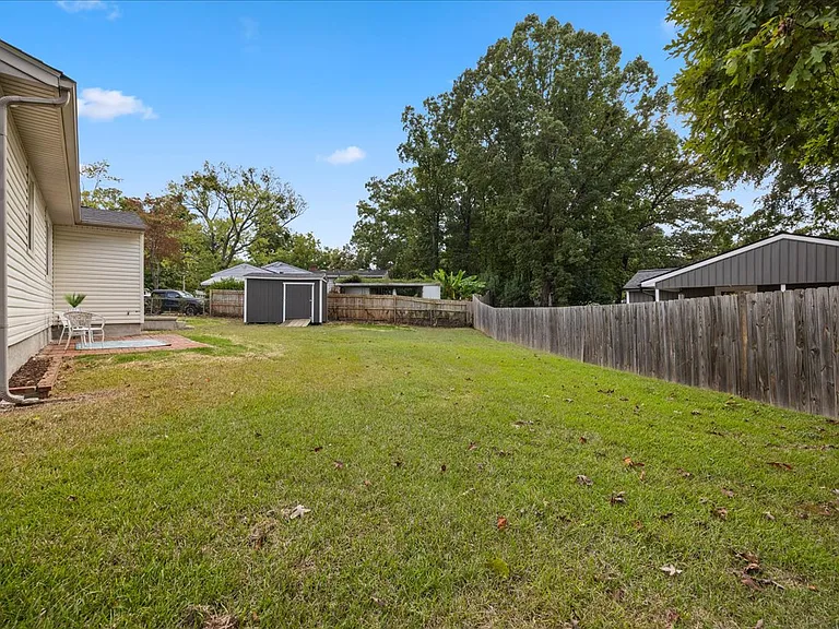3437 Apache Dr — Photo 26