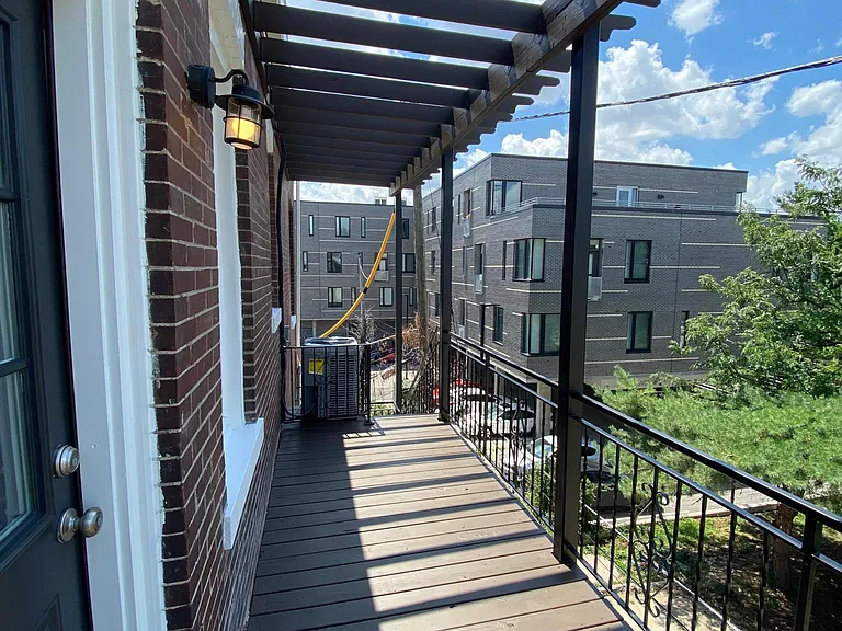 540 Olive St #1 — Photo 22