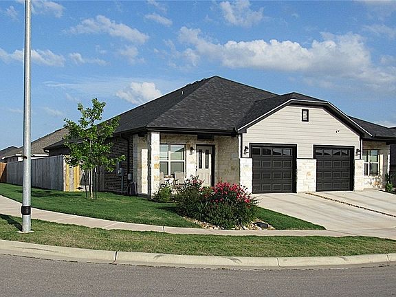 3rd image of 5102 White Rose Dr
