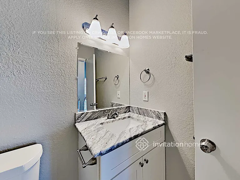 9218 Oak Hollow Dr — Photo 19