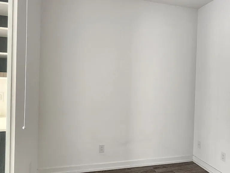 20 Edward St #2512 — Photo 8